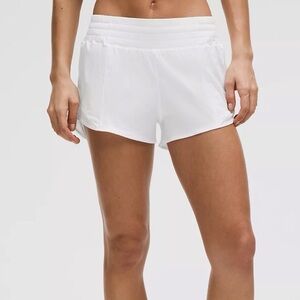 Lululemon athletica High Rise Hotty Hot Shorts White size 6